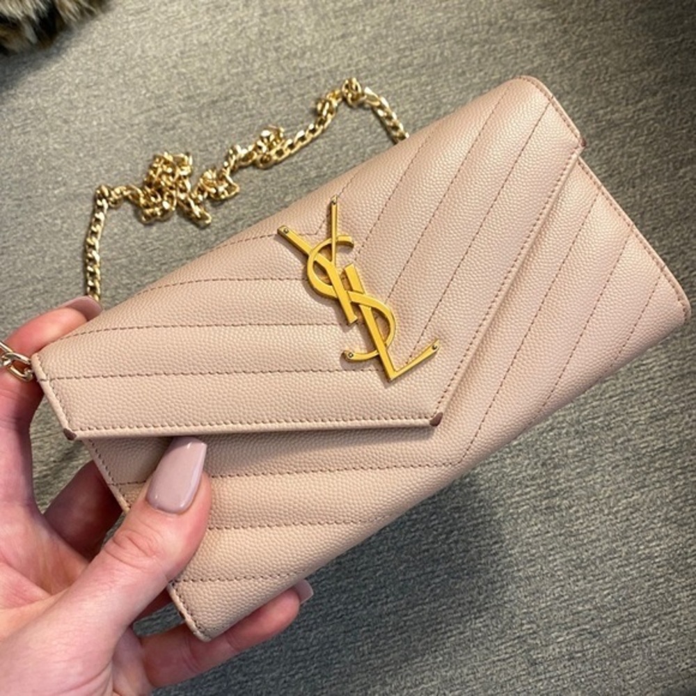 Authentic Saint Laurent Monogramme Large Grain De Poudre Leather Flap Wallet
